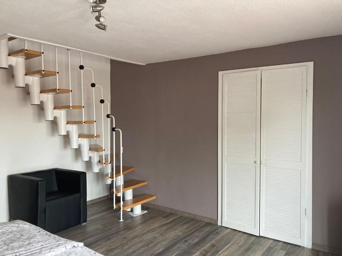 Ferienwohnung Ostseestrandlaeufer 2 ツィングシュト エクステリア 写真